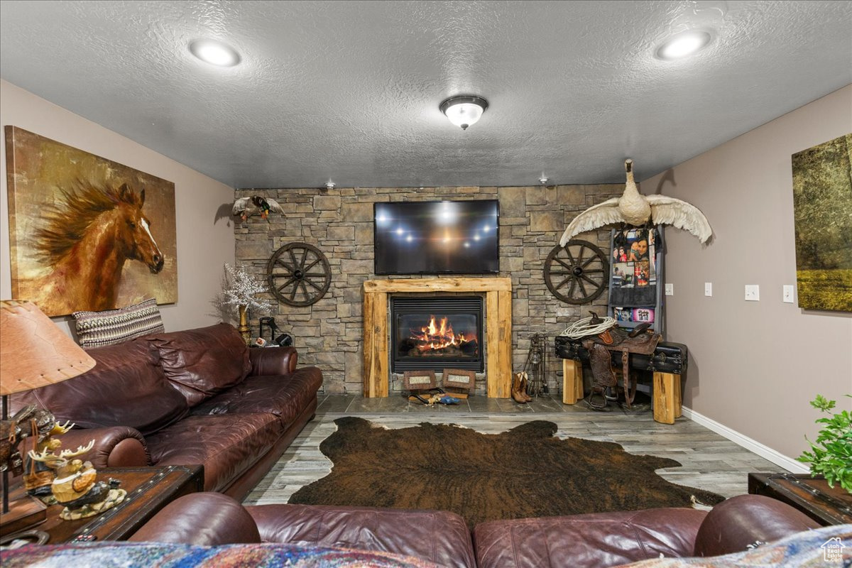 LAKESIDE SUBDIVISION - Residential