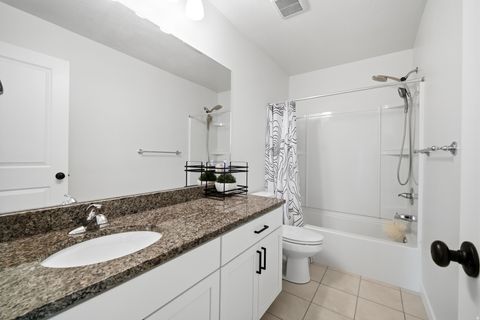 Tiny photo for 2126 W LYDIA LN, Syracuse, UT 84075 (MLS # 2146862)