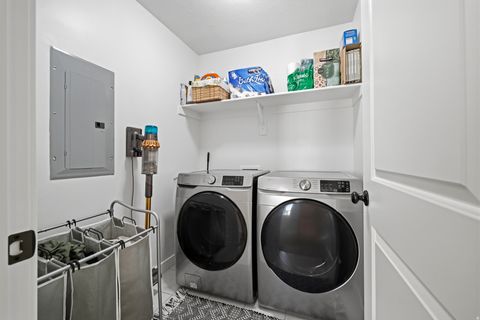 Tiny photo for 2126 W LYDIA LN, Syracuse, UT 84075 (MLS # 2146862)