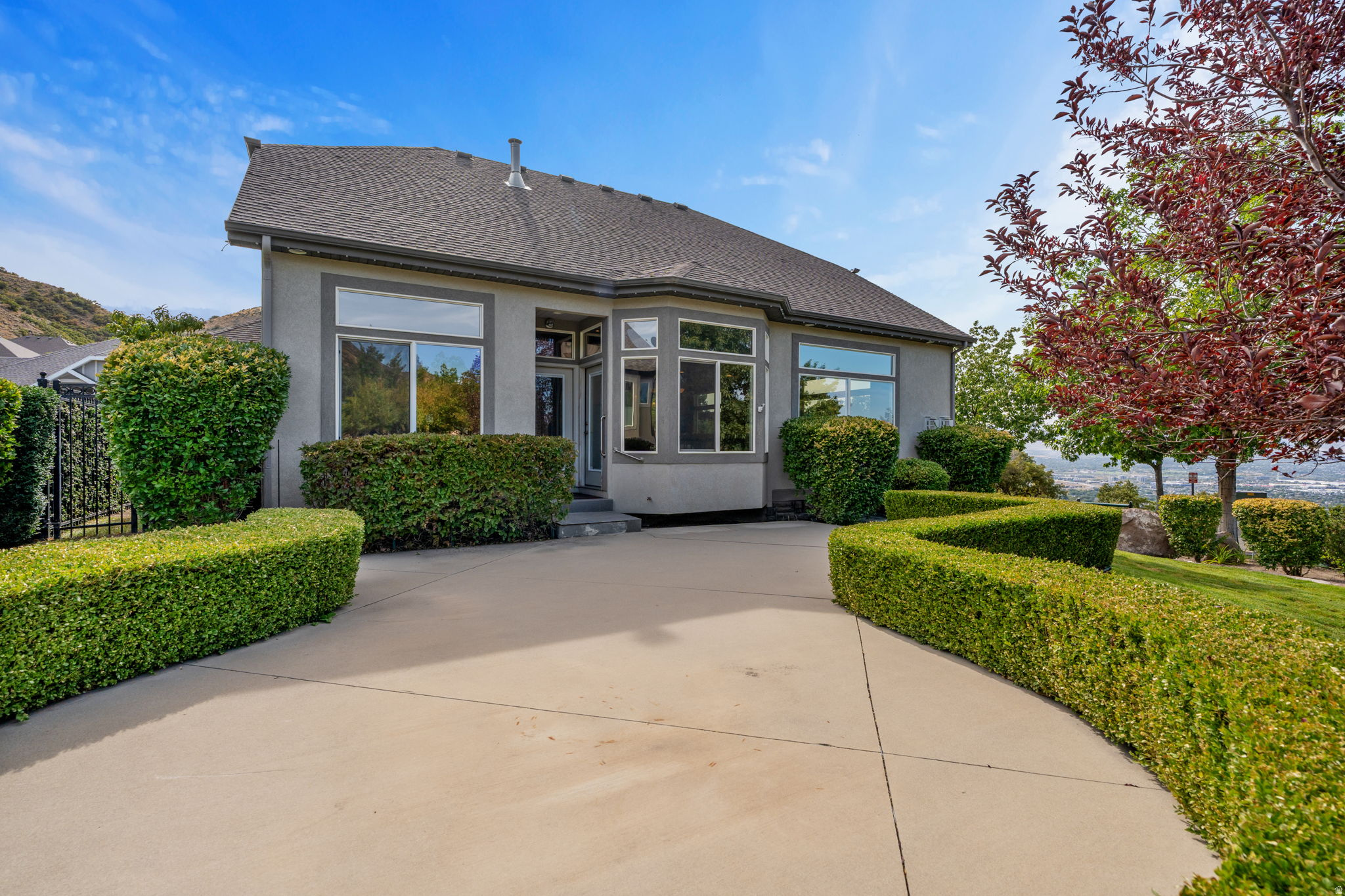 VILLAGE ON THE GREEN - Residential