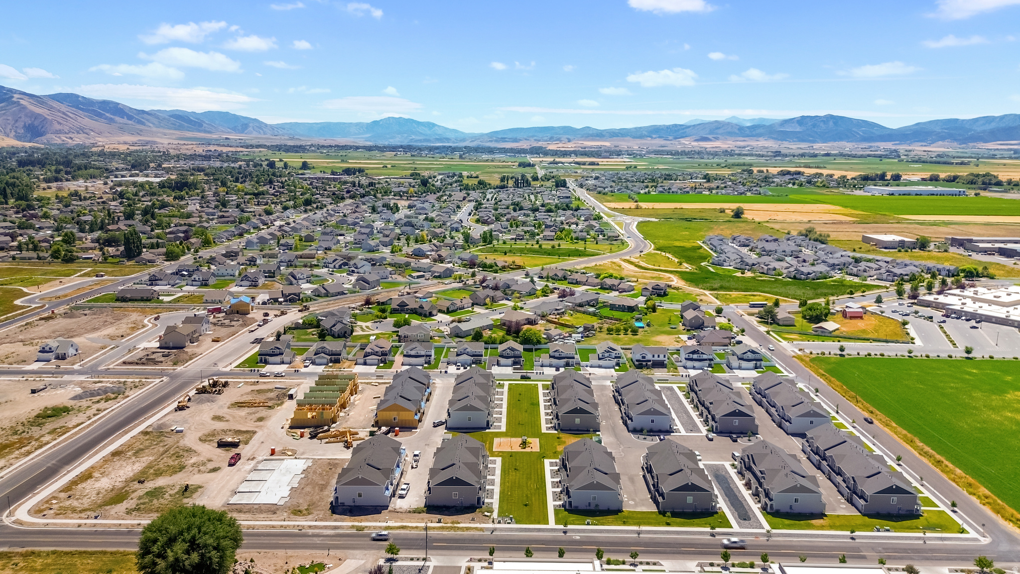 FIREFLY ESTATES PHASE 1 - Residential