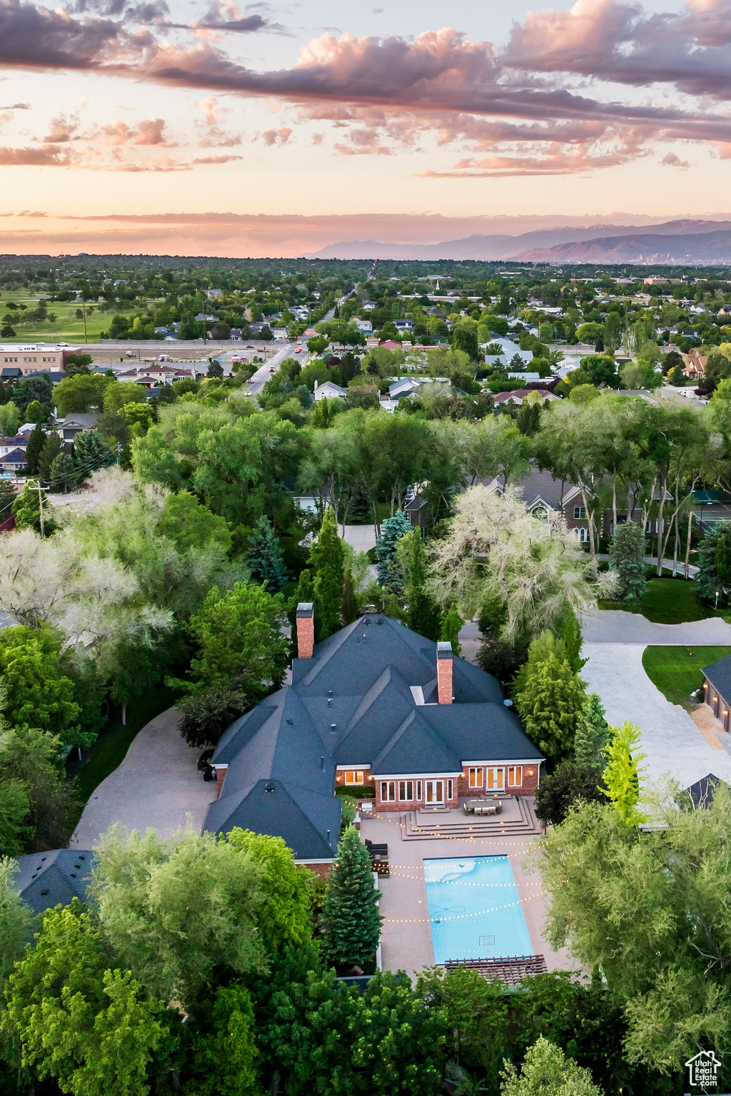 GROVE PARK HOA - Residential