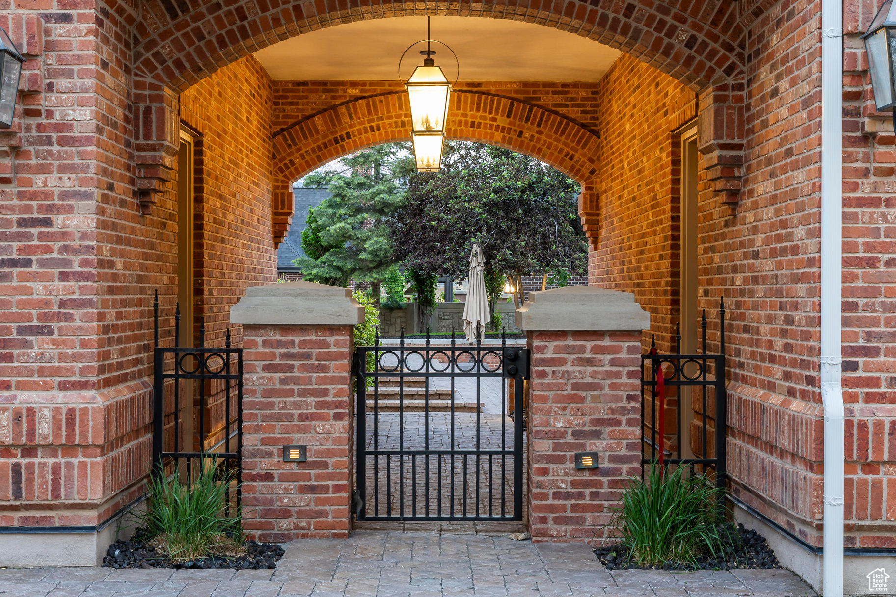 GROVE PARK HOA - Residential