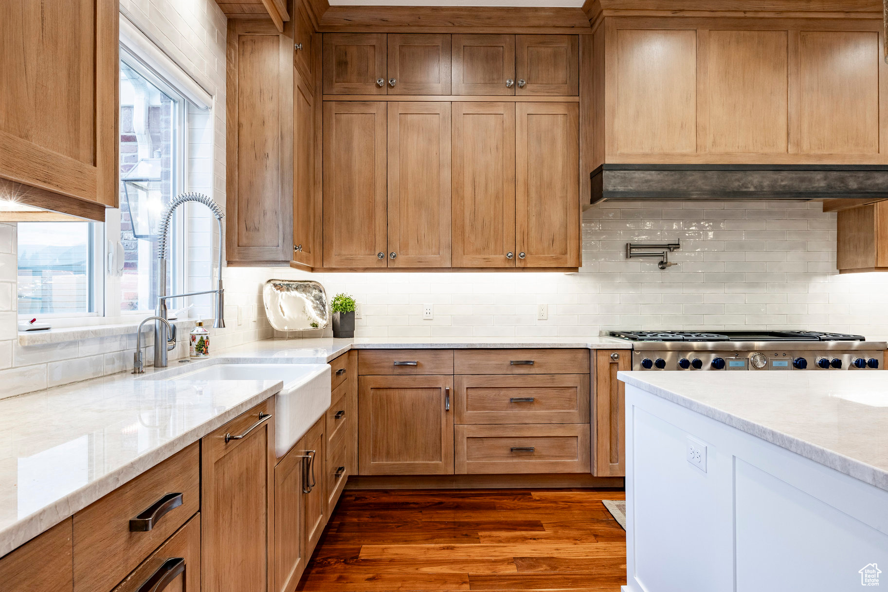 GROVE PARK HOA - Residential