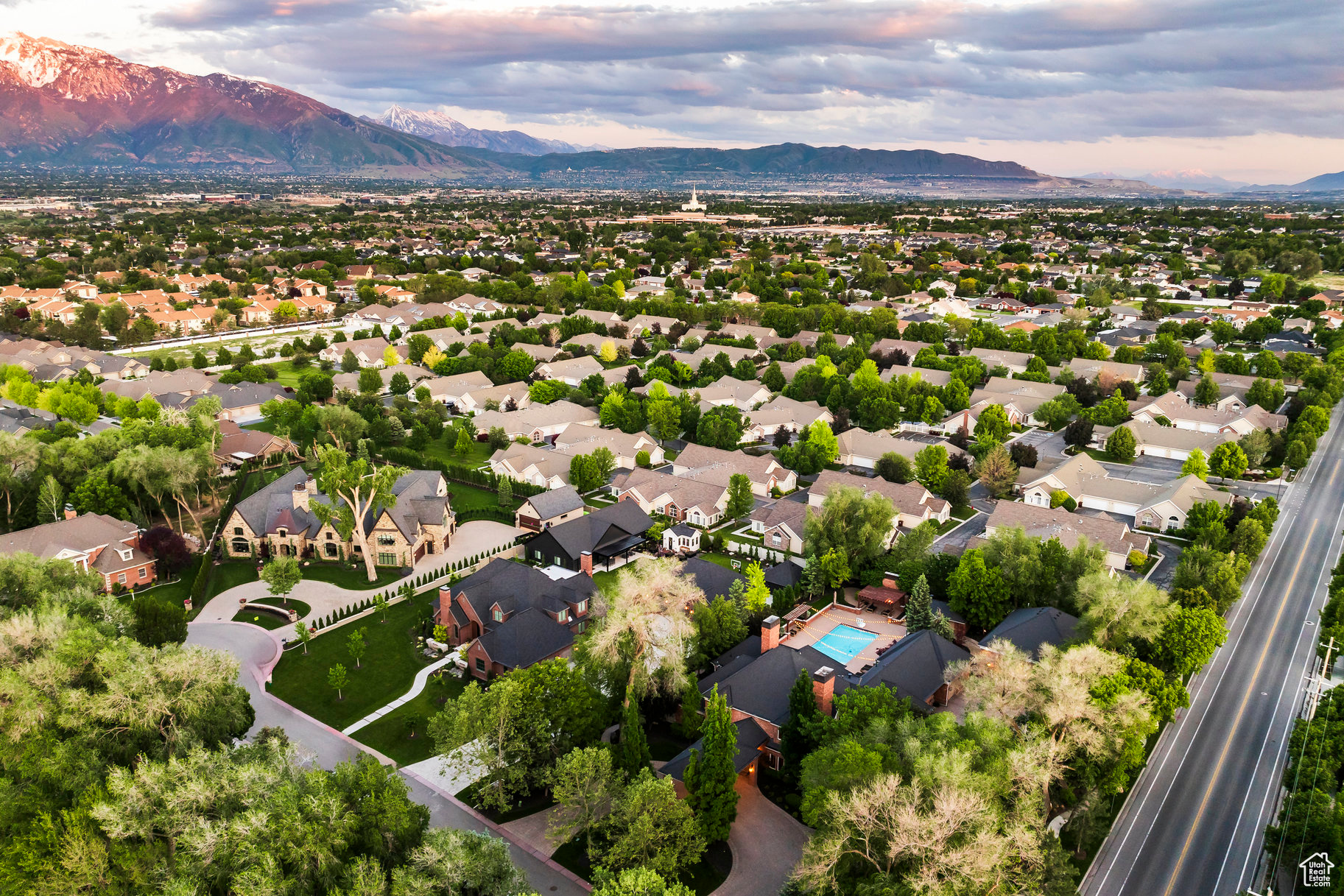 GROVE PARK HOA - Residential