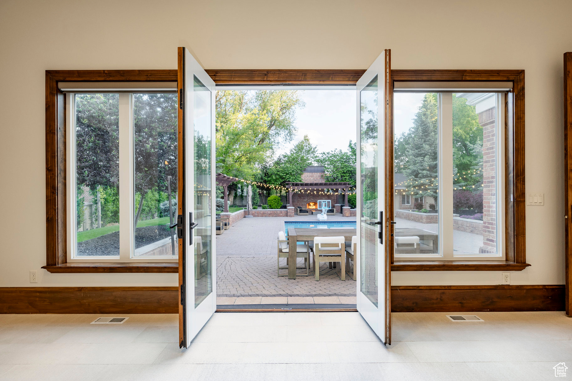 GROVE PARK HOA - Residential