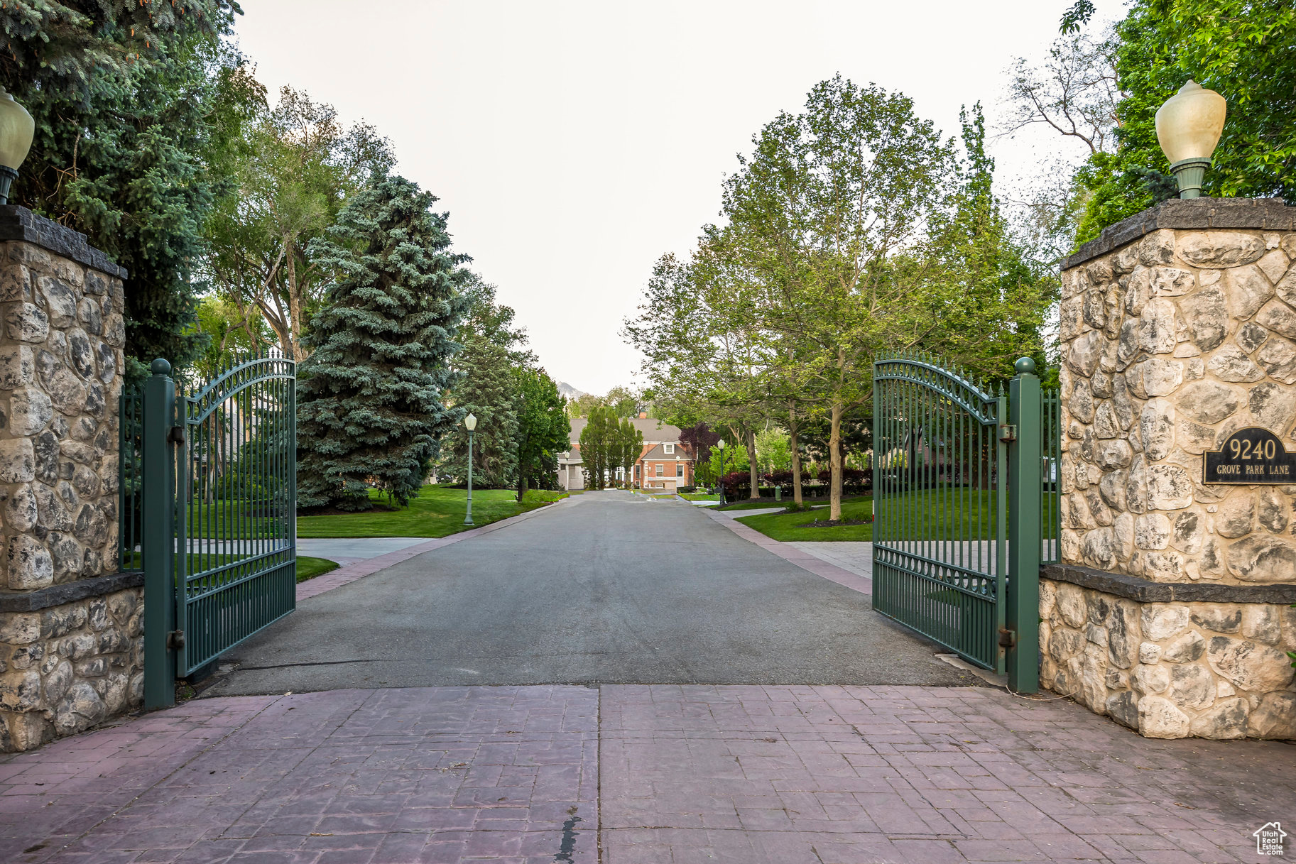 GROVE PARK HOA - Residential