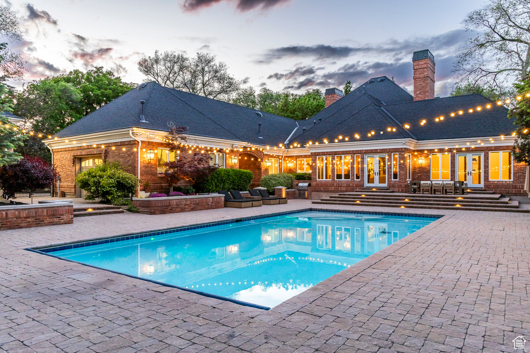 GROVE PARK HOA - Residential