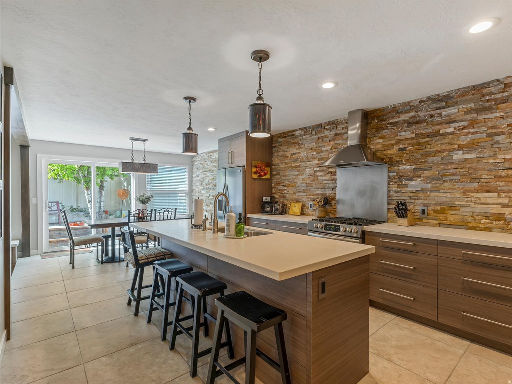 Photo of 3576 E RUSTIC SPRING LN S, Cottonwood Heights, UT 84121 (MLS # 2149640)