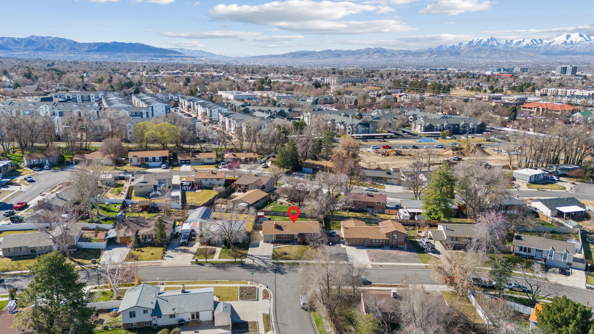 COUNTRY ESTATES #4 - Residential