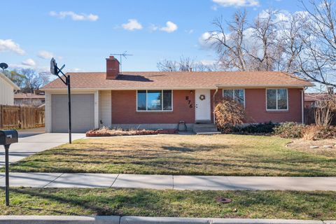 Tiny photo for 876 E CHARIOT DR, Sandy, UT 84094 (MLS # 2143013)