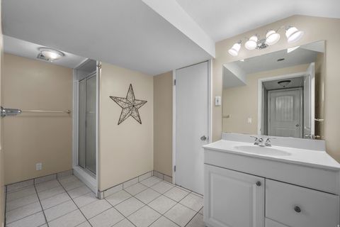 Tiny photo for 876 E CHARIOT DR, Sandy, UT 84094 (MLS # 2143013)