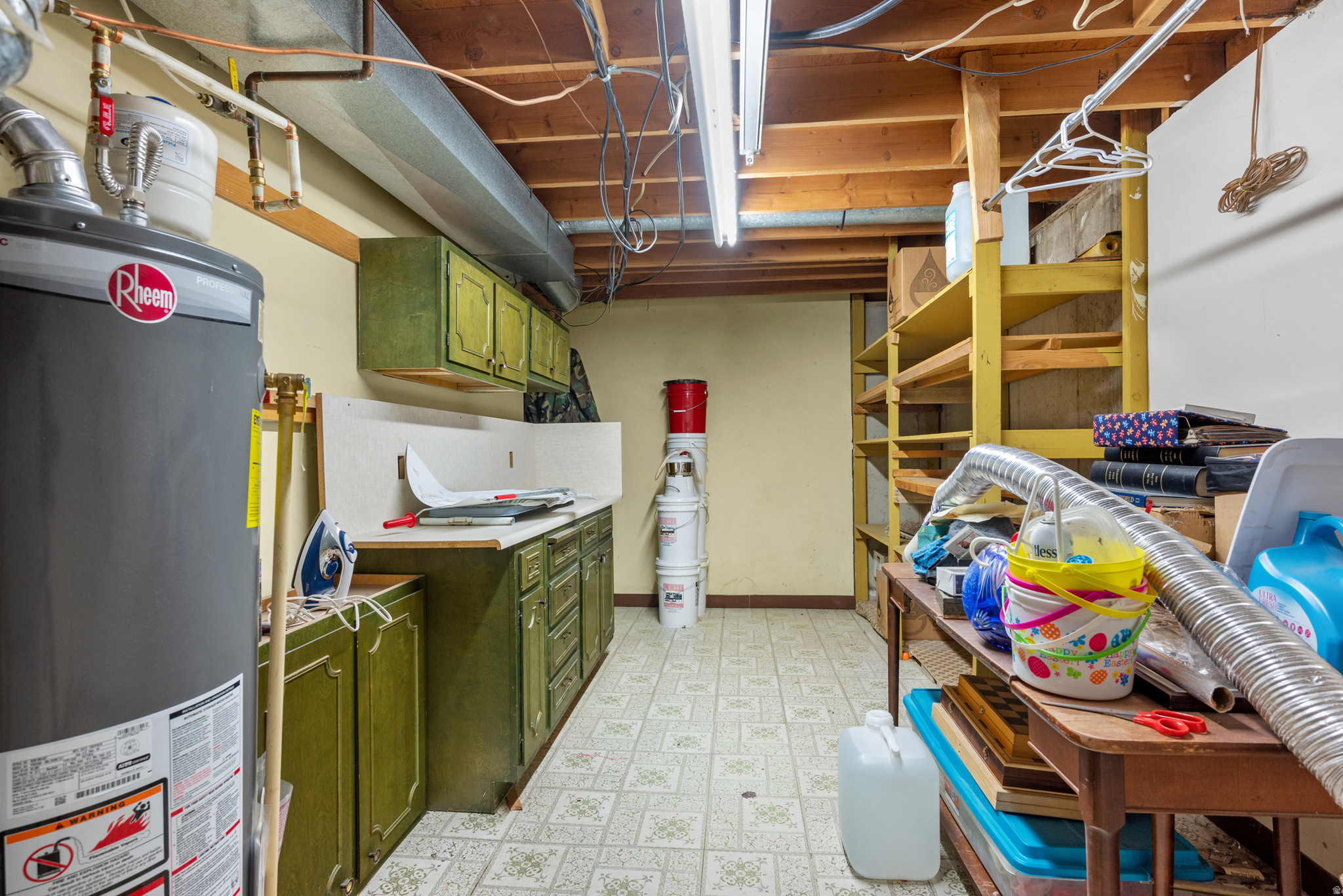 COUNTRY ESTATES #4 - Residential