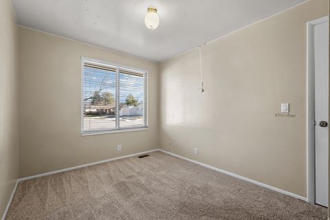 Tiny photo for 876 E CHARIOT DR, Sandy, UT 84094 (MLS # 2143013)