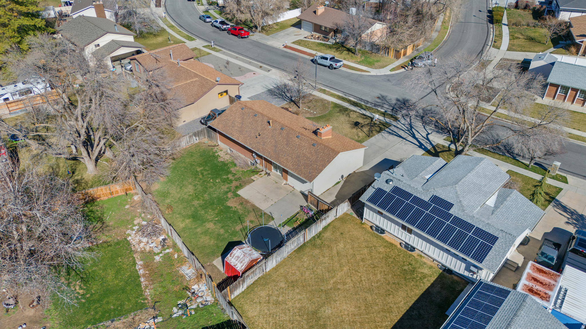 COUNTRY ESTATES #4 - Residential