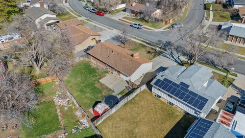 Tiny photo for 876 E CHARIOT DR, Sandy, UT 84094 (MLS # 2143013)