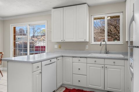 Tiny photo for 876 E CHARIOT DR, Sandy, UT 84094 (MLS # 2143013)