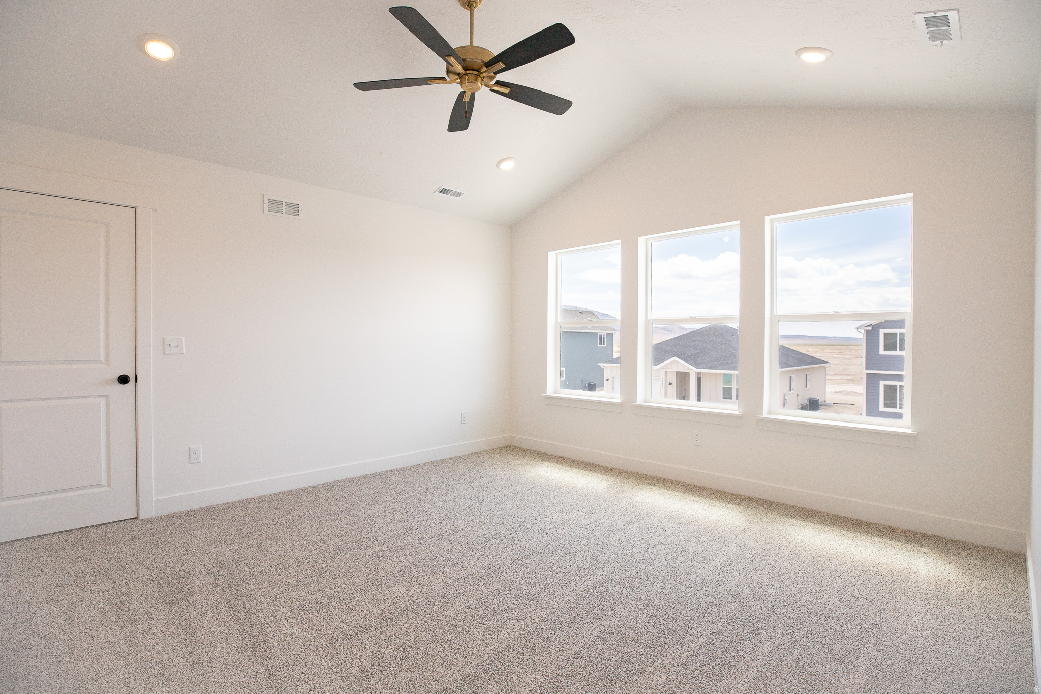 PARKWAY FIELDS SINGLES 2 - Residential