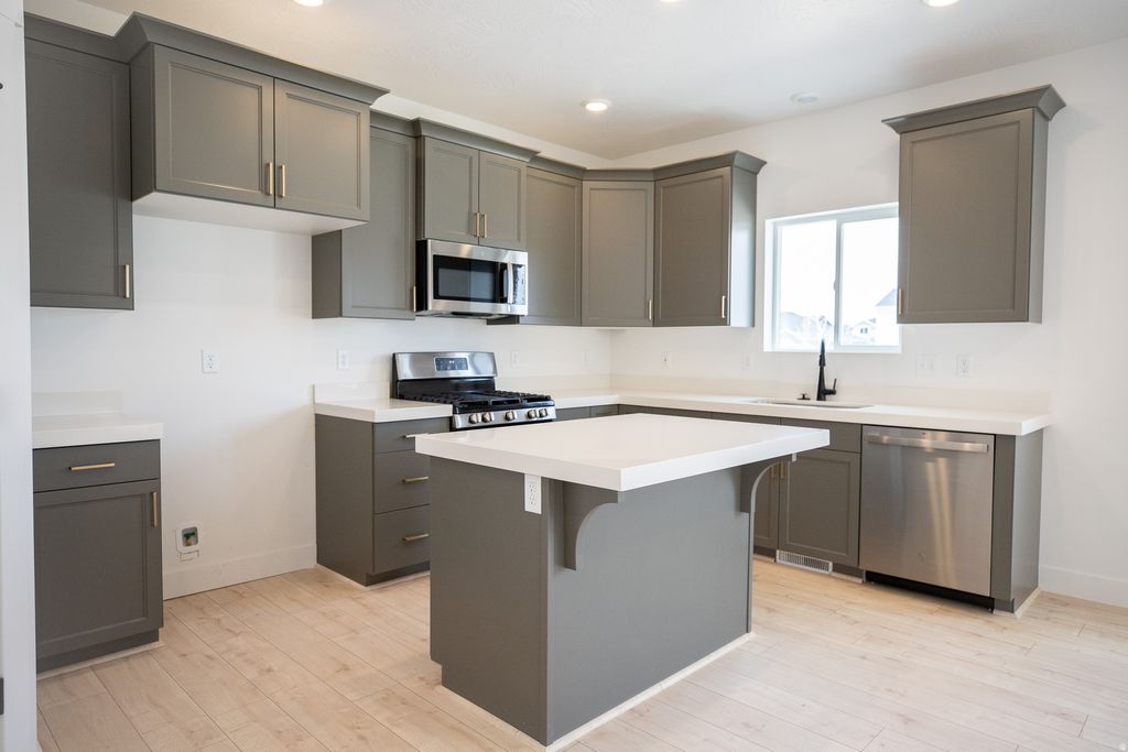 Photo of 1661 E RAINBOW BRIDGE DRIVE LOT Dr #7008, Eagle Mountain, UT 84005 (MLS # 2158203)