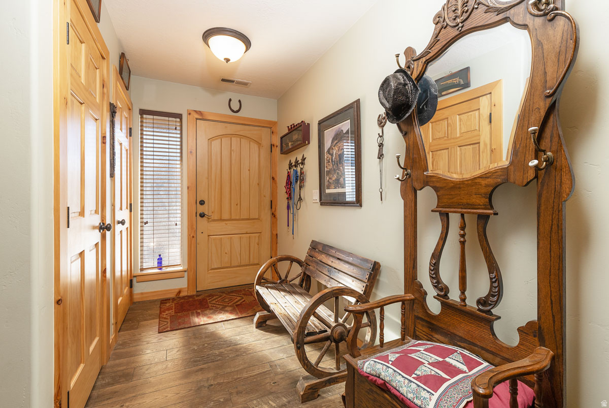 CROSS HOLLOW HILLS SUBDIVISION - Residential