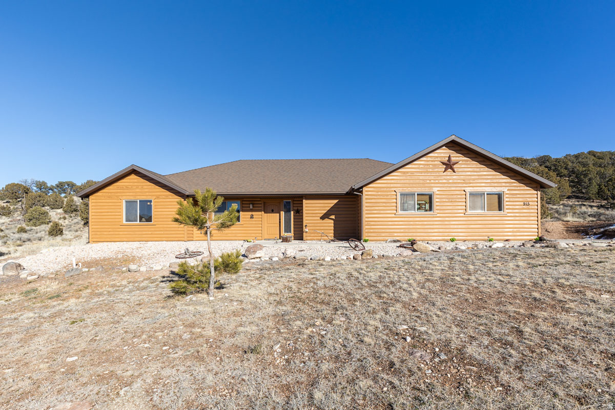 CROSS HOLLOW HILLS SUBDIVISION - Residential