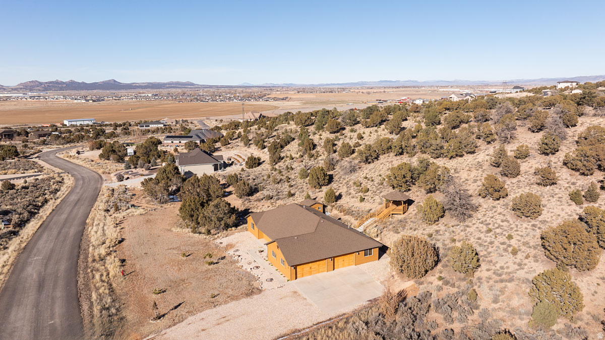 CROSS HOLLOW HILLS SUBDIVISION - Residential