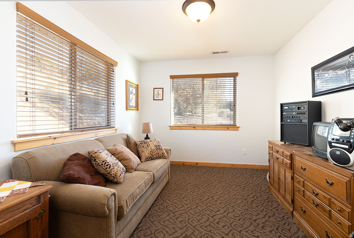 CROSS HOLLOW HILLS SUBDIVISION - Residential