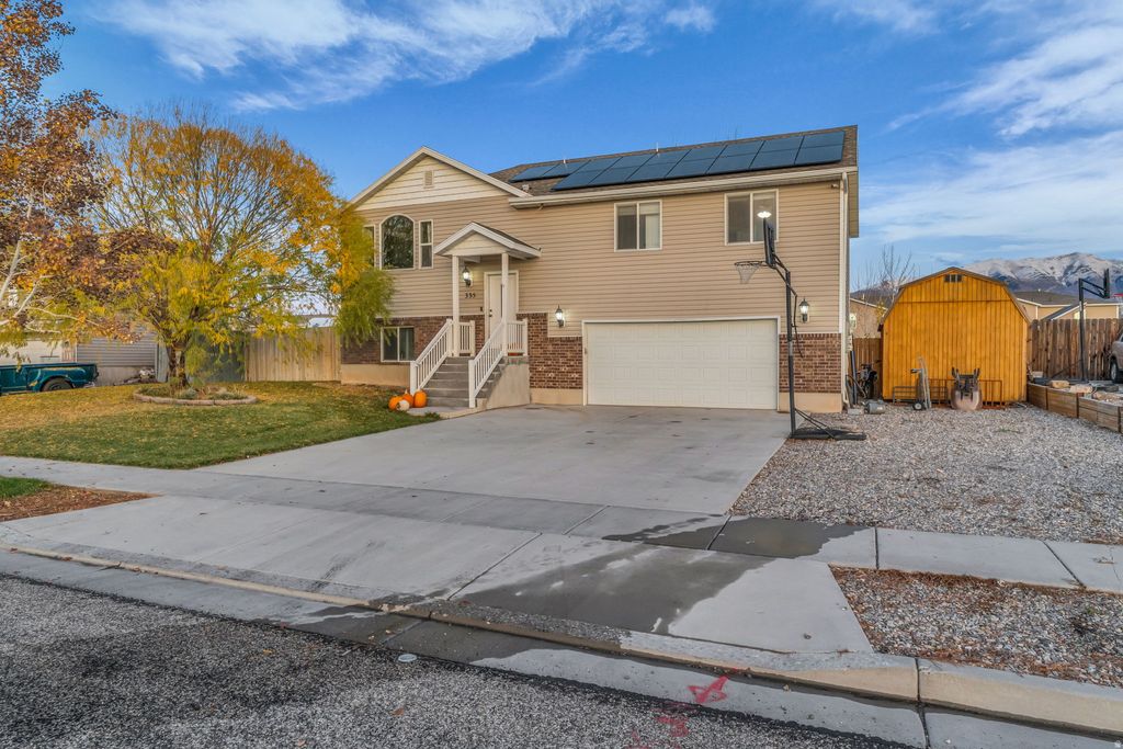 Photo for 335 S 400 W, Tremonton, UT 84337 (MLS # 2123584)