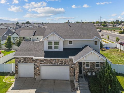 Photo of 979 COLD WAY, Layton, UT 84041 (MLS # 2140061)