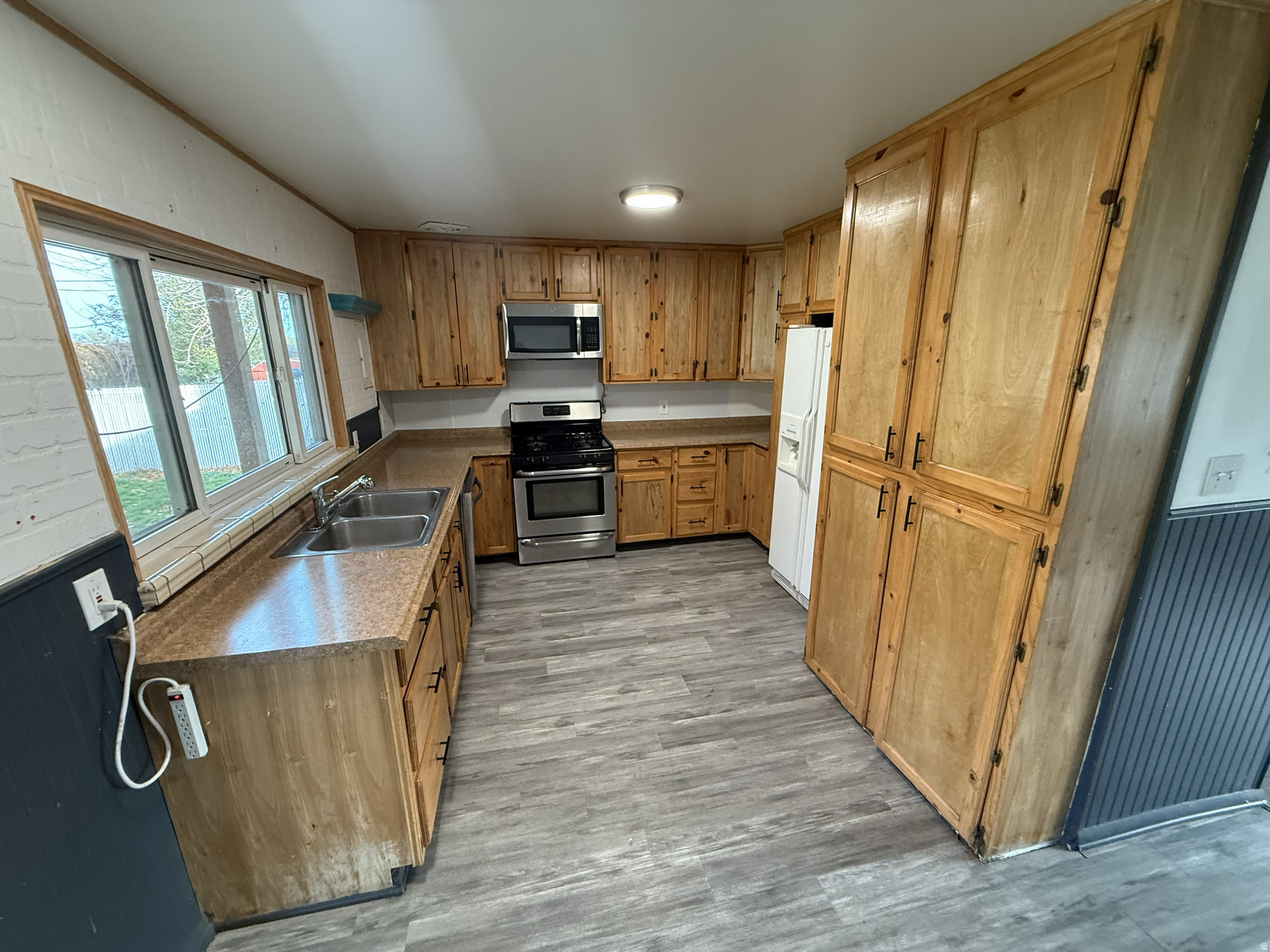 HOFFMAN HEIGHTS - Residential