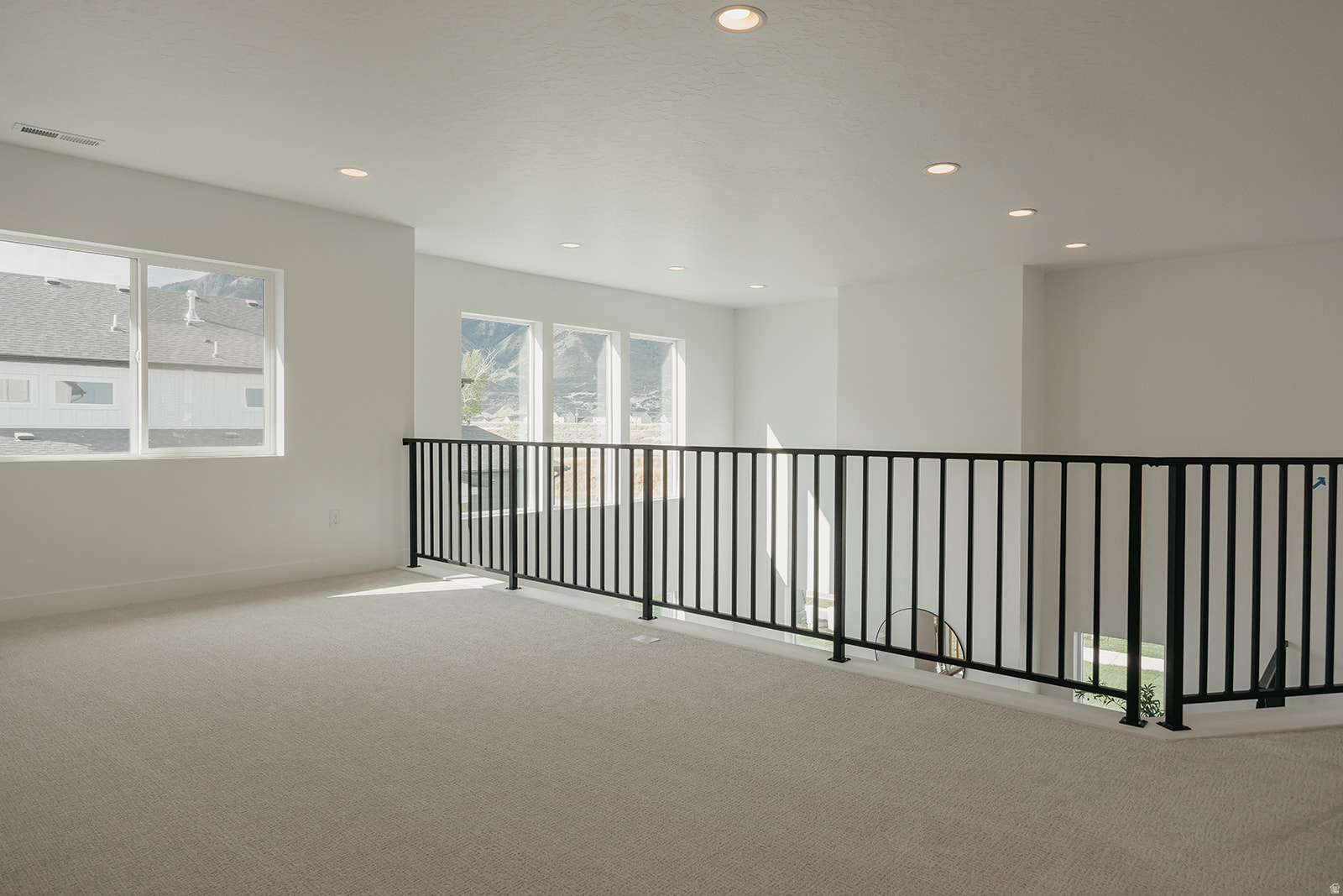 WILLOW ESTATES - Residential