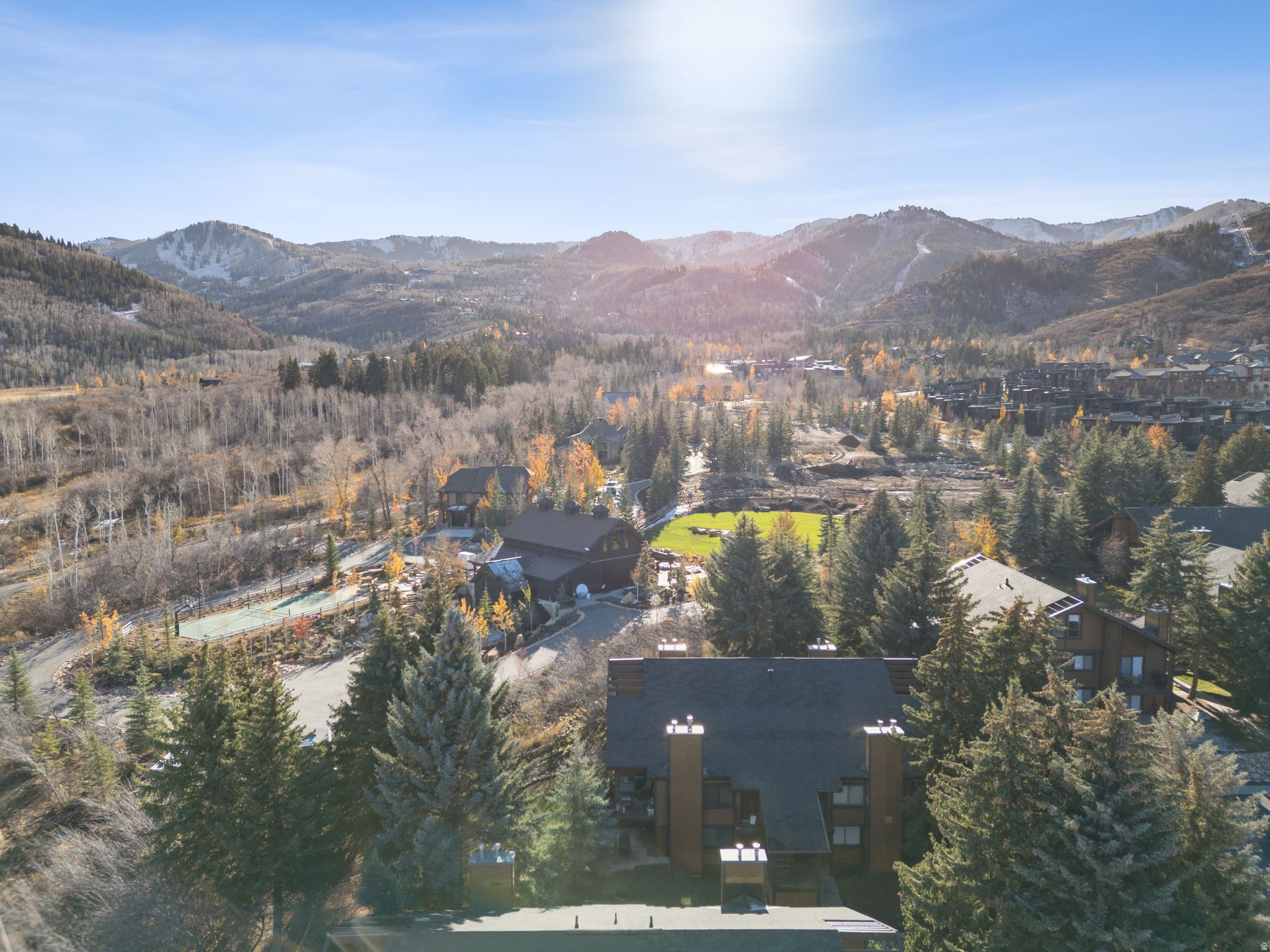 RED PINE CONDOS - Residential