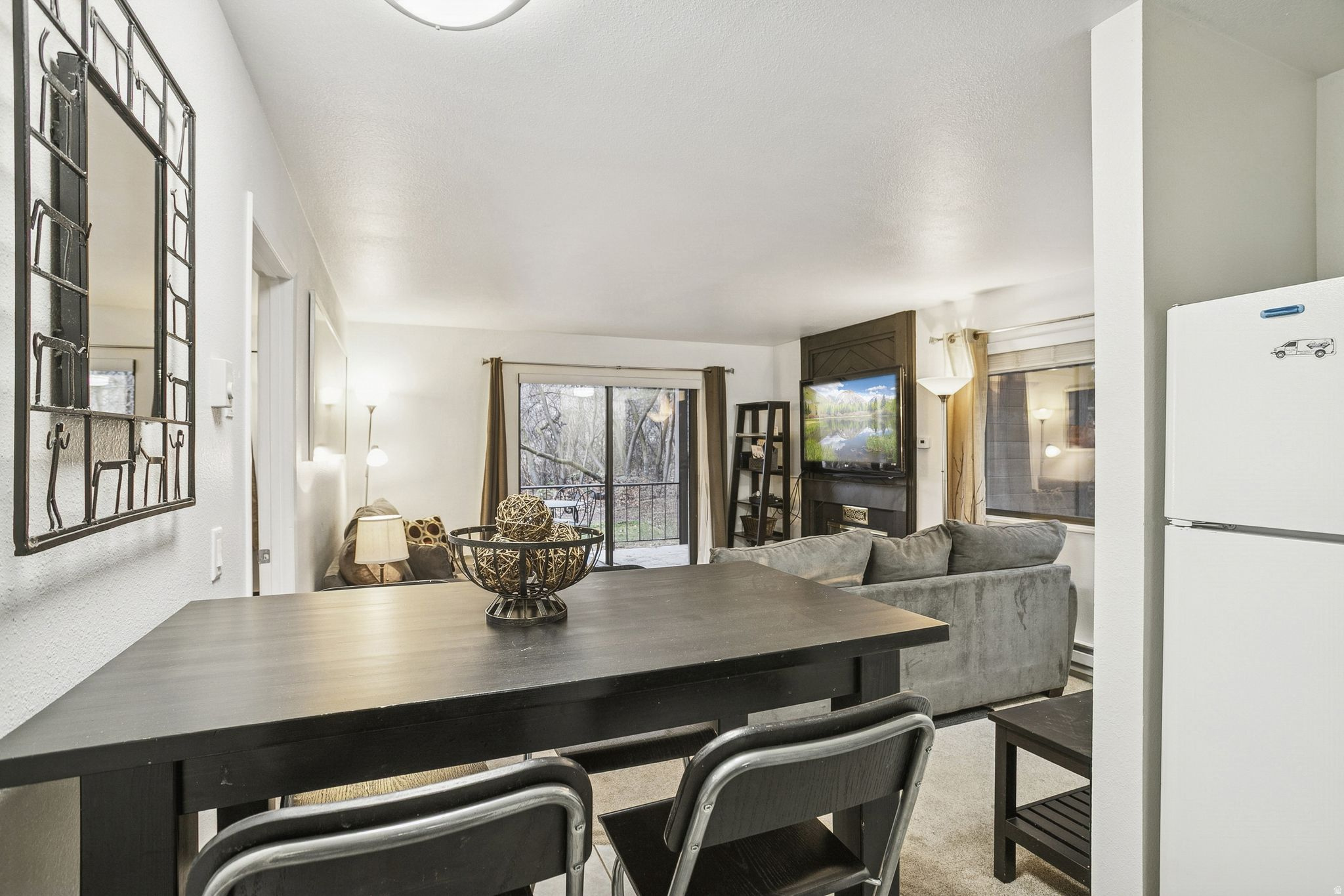 RED PINE CONDOS - Residential