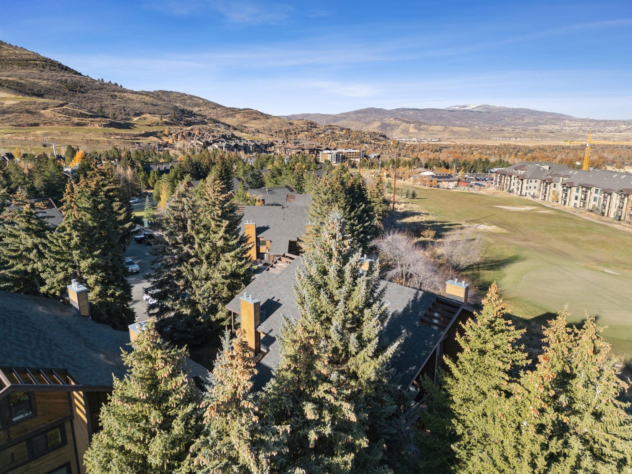 RED PINE CONDOS - Residential