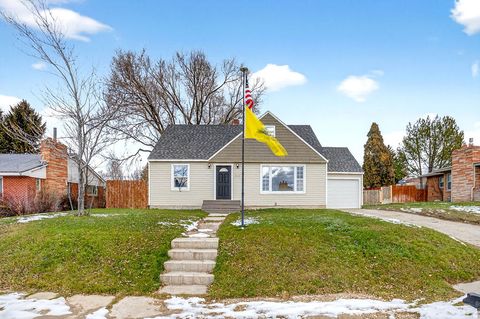 Photo of 249 E 2ND N, Soda Springs, ID 83276 (MLS # 2126609)