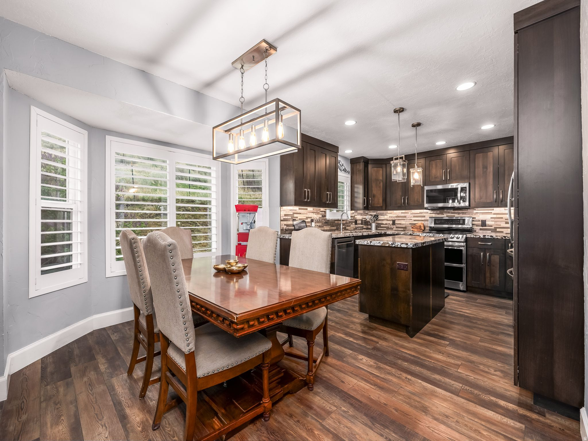 HI-COUNTRY ESTATES - Residential