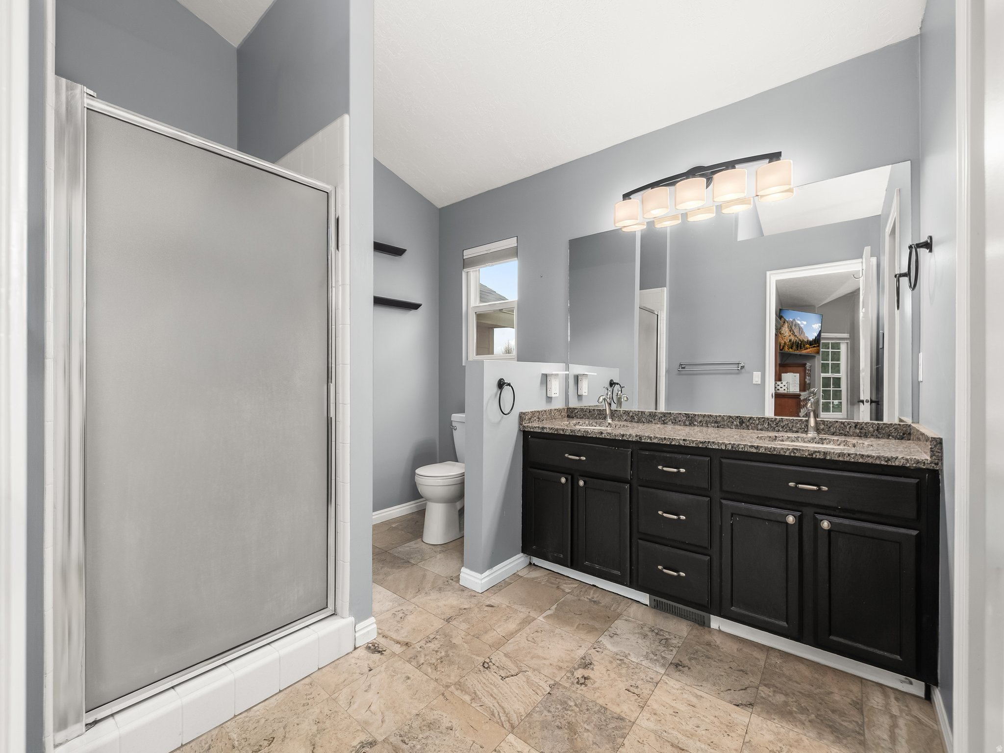 HI-COUNTRY ESTATES - Residential