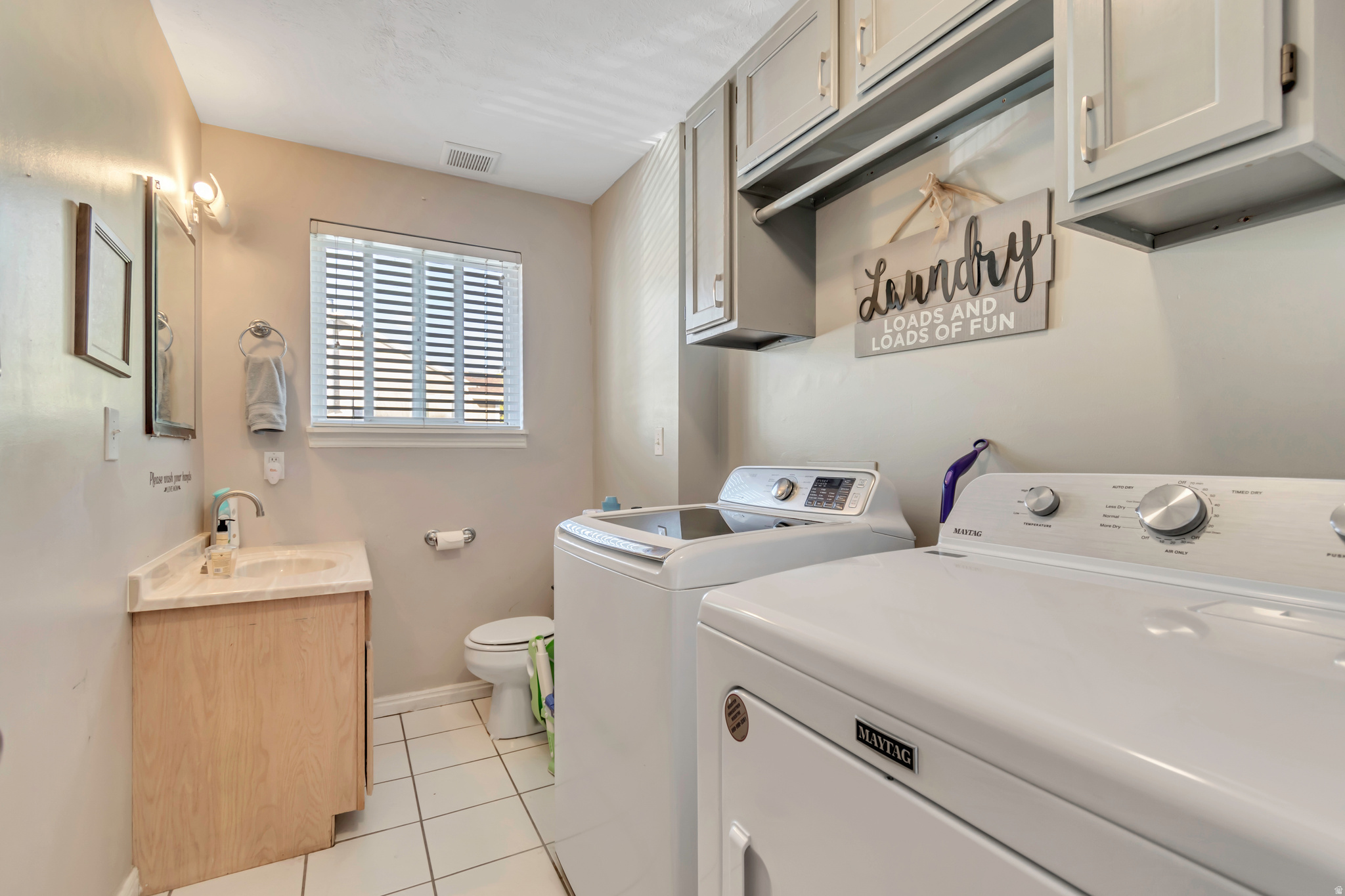 BLOOMINGTON ACRES - Residential