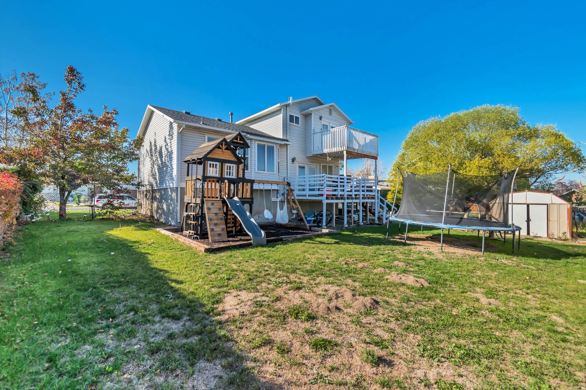 BLOOMINGTON ACRES - Residential