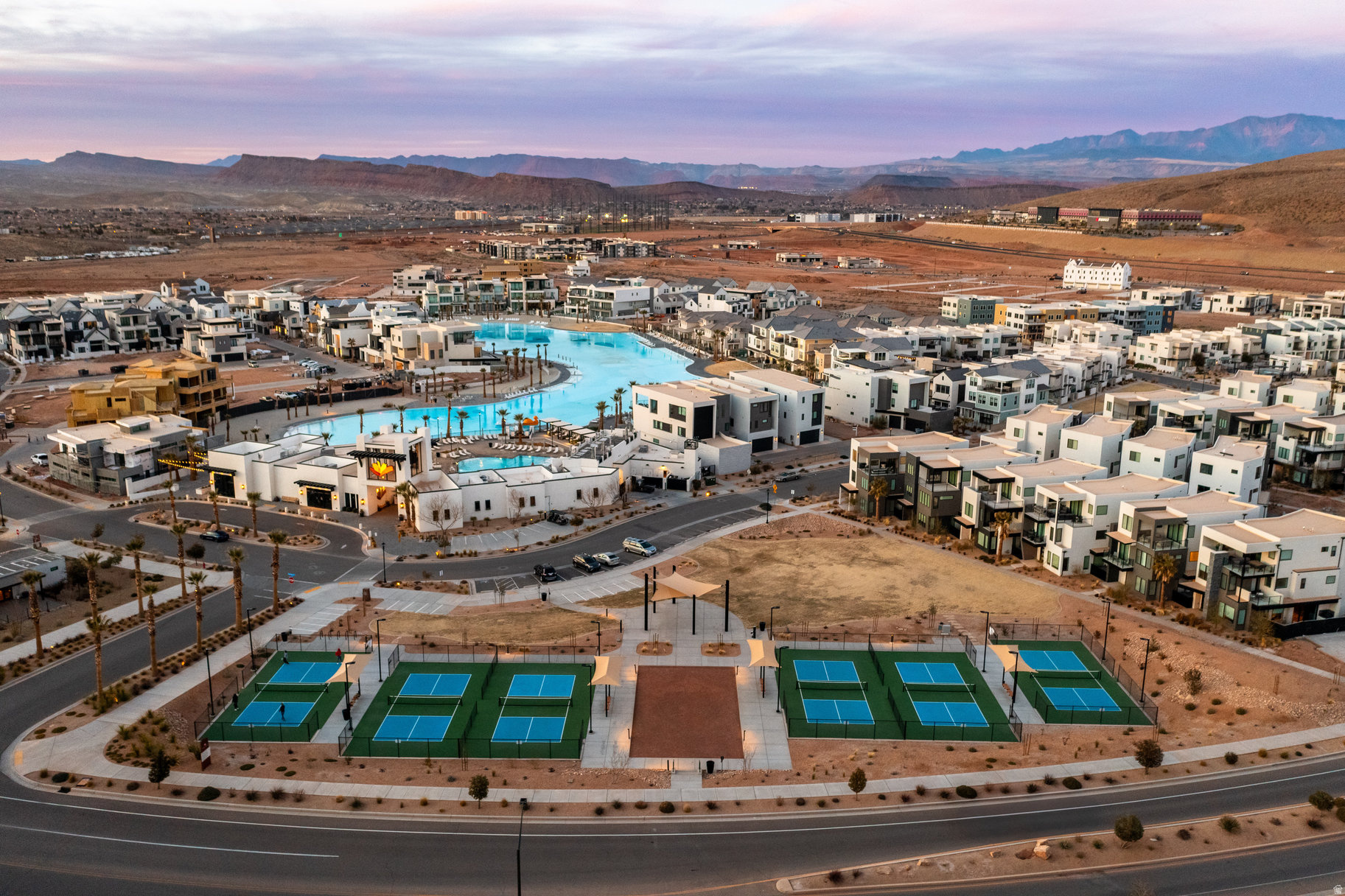 AUBURN HILLS - Residential