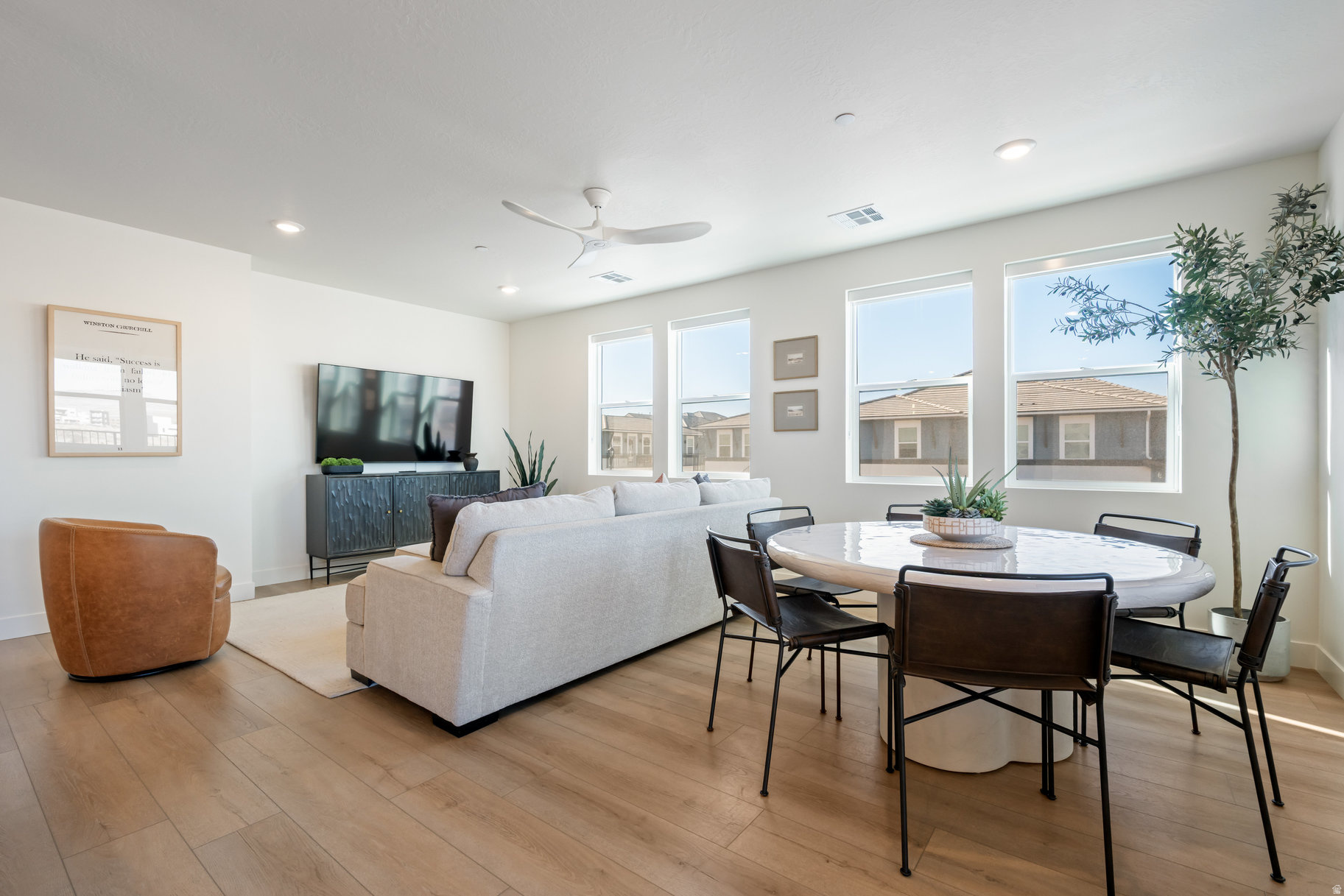 AUBURN HILLS - Residential