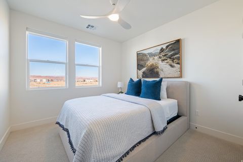 Tiny photo for 762 W PERIWINKLE LN #102, Saint George, UT 84790 (MLS # 2126222)