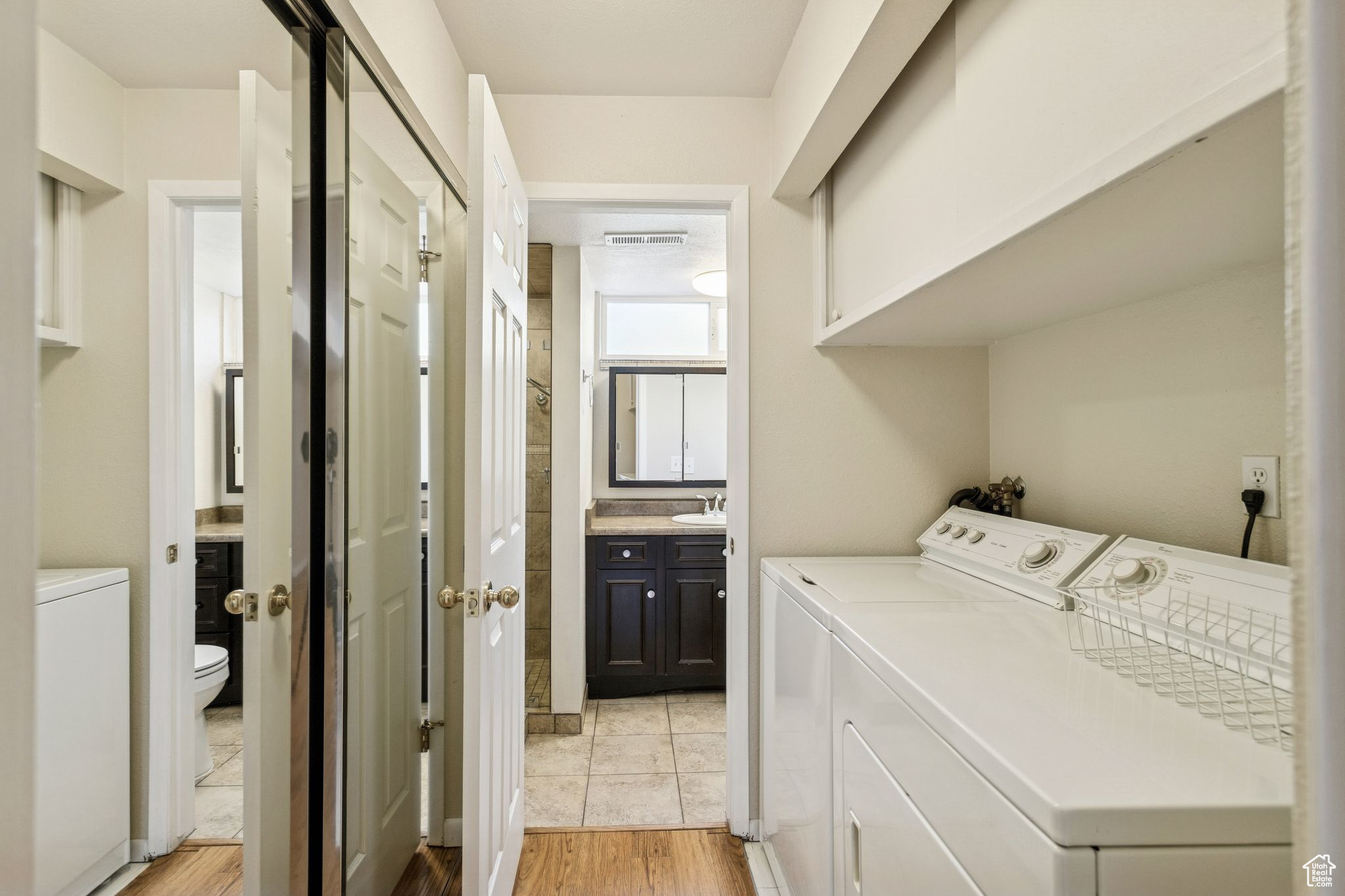 WOOD HOLLOW CONDM - Residential
