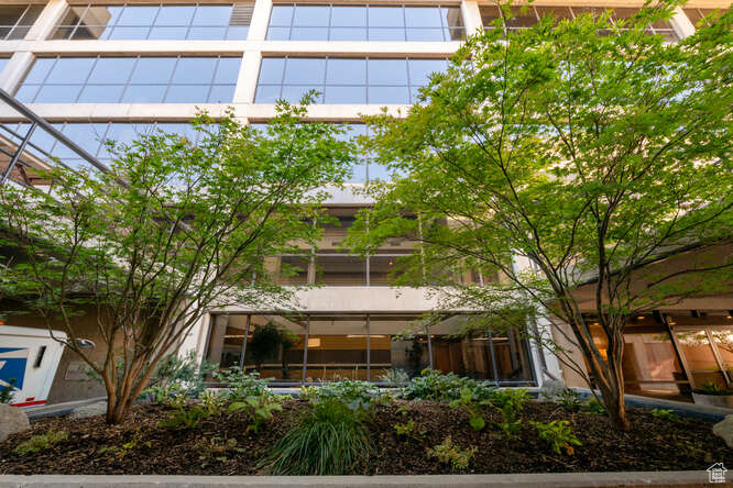560 E South Temple St #PL 102, Salt Lake City, Utah image 2