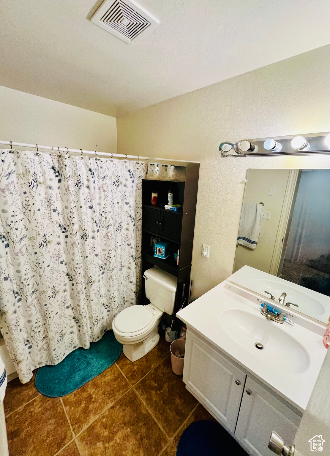 ASHLEY PARK CONDO PH - Residential