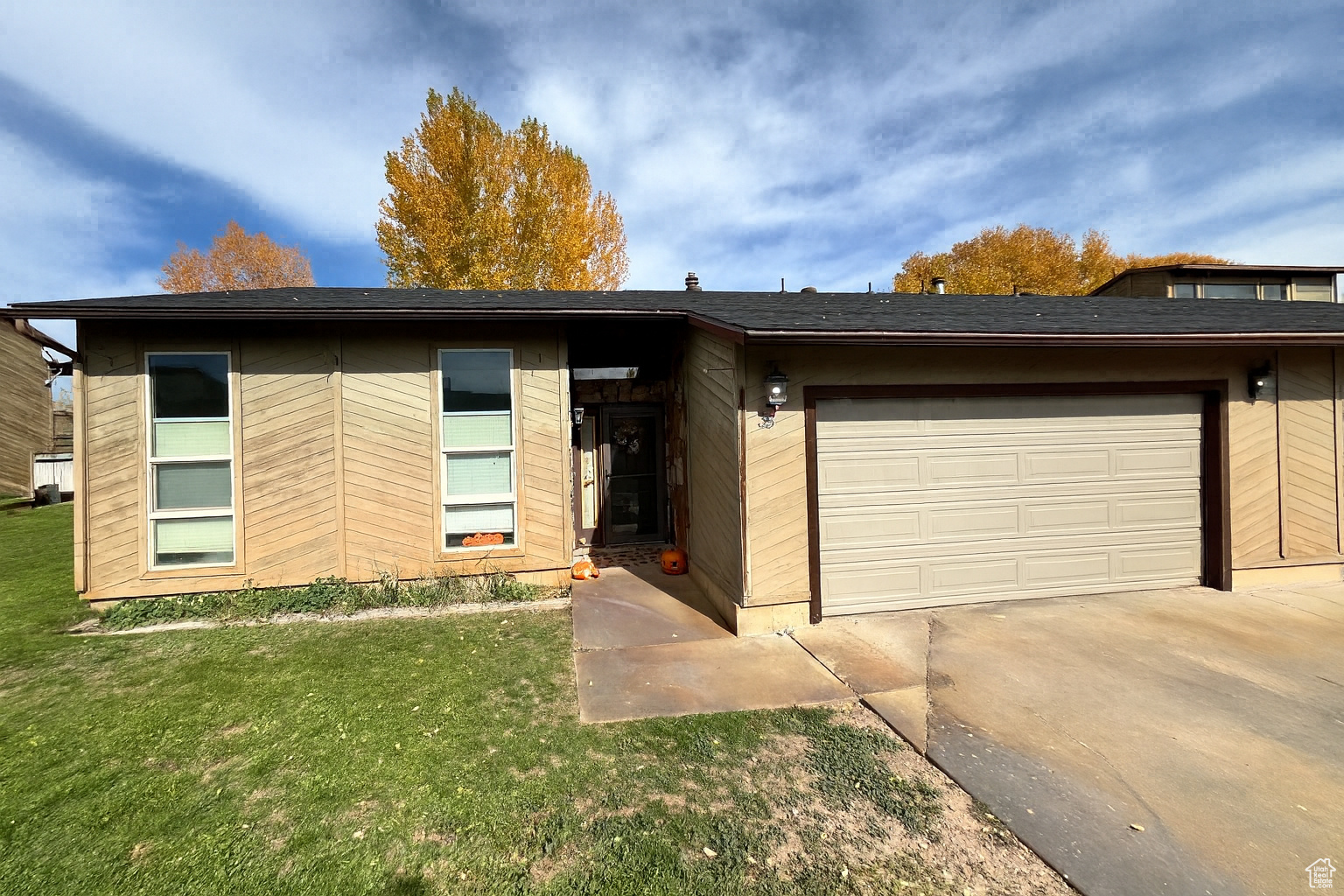 ASHLEY PARK CONDO PH - Residential