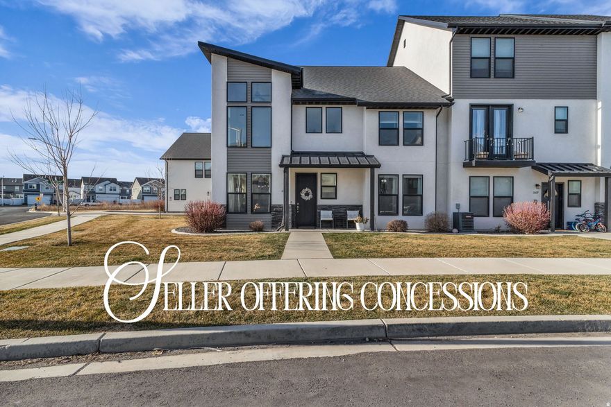 Seller is offering a 7/6 ARM along with a 1-1 temporary buydown using the preferred lender. With 5% down, your first-year rate of approximately 4.375%, resulting in principal & interest payments around $2,087/month. Years 27 estimated at approximately $2,340/month. Subject to buyer qualification and lender approval.  This well-maintained 4-bedroom end-row townhome offers extra privacy and abundant natural light in a prime Payson location. The open-concept main level features a spacious living area, kitchen, and dining space-perfect for everyday living and entertaining. Upstairs includes generously sized bedrooms, with flexibility for family, guests, or a home office. Conveniently located near parks, schools, and close access to I-15, this end unit is a great opportunity for homeowners or investors alike.   Square footage figures are provided as a courtesy estimate only and were obtained from County Records. Buyer to verify all.