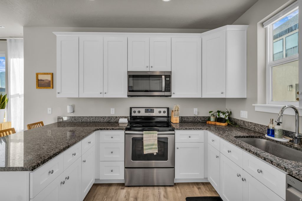 Photo of 1607 N 1300 E, Payson, UT 84651 (MLS # 2132584)