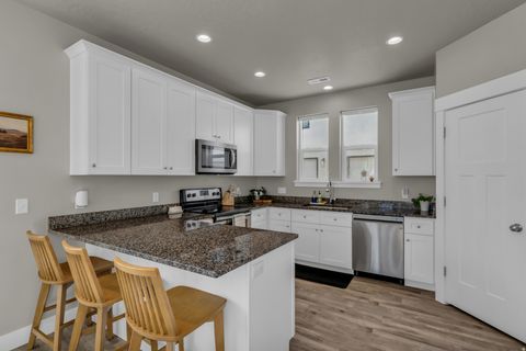 Tiny photo for 1607 N 1300 E, Payson, UT 84651 (MLS # 2132584)