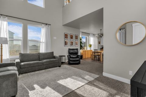 Tiny photo for 1607 N 1300 E, Payson, UT 84651 (MLS # 2132584)